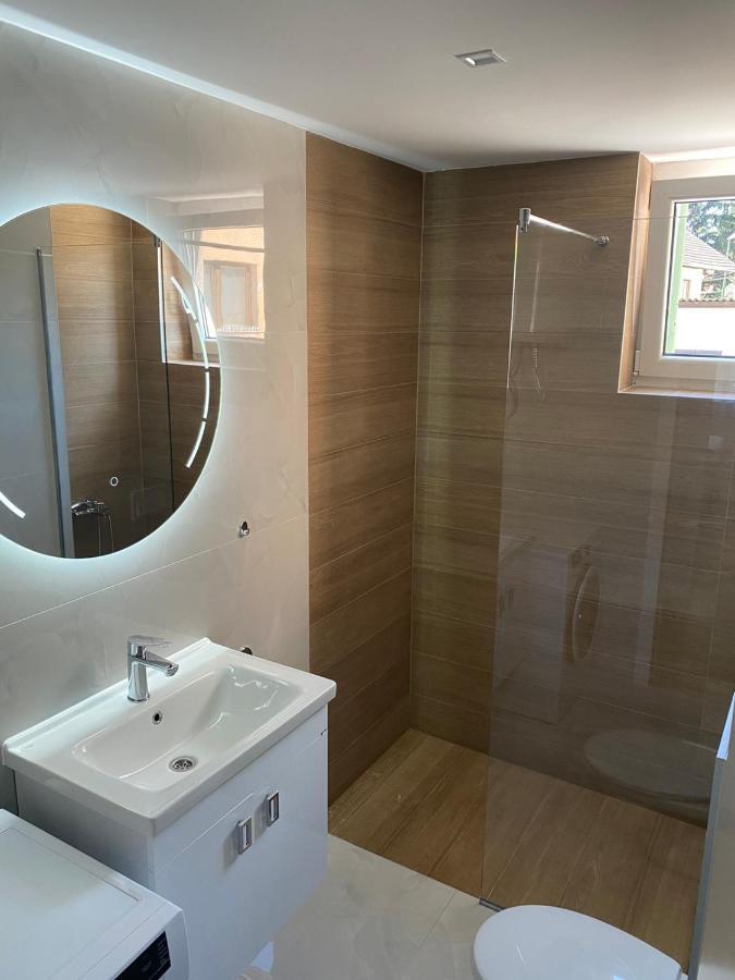 Mia Apartman Visoko Luaran gambar