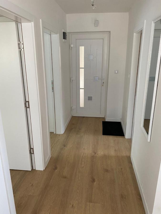 Mia Apartman Visoko Luaran gambar
